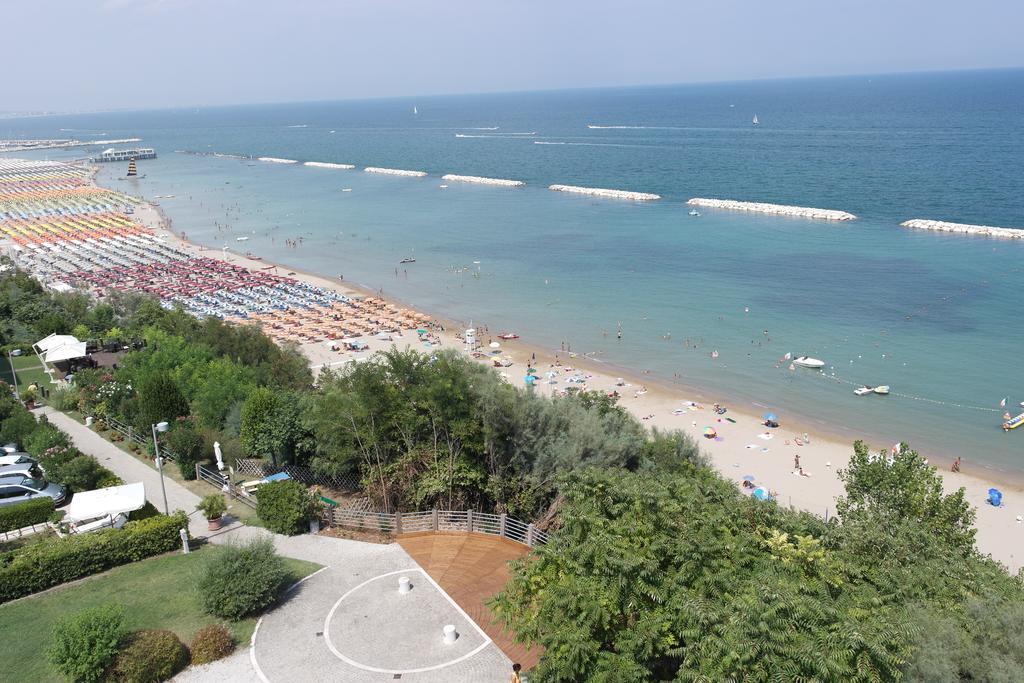 Hotel Promenade Gabicce Mare Exterior photo