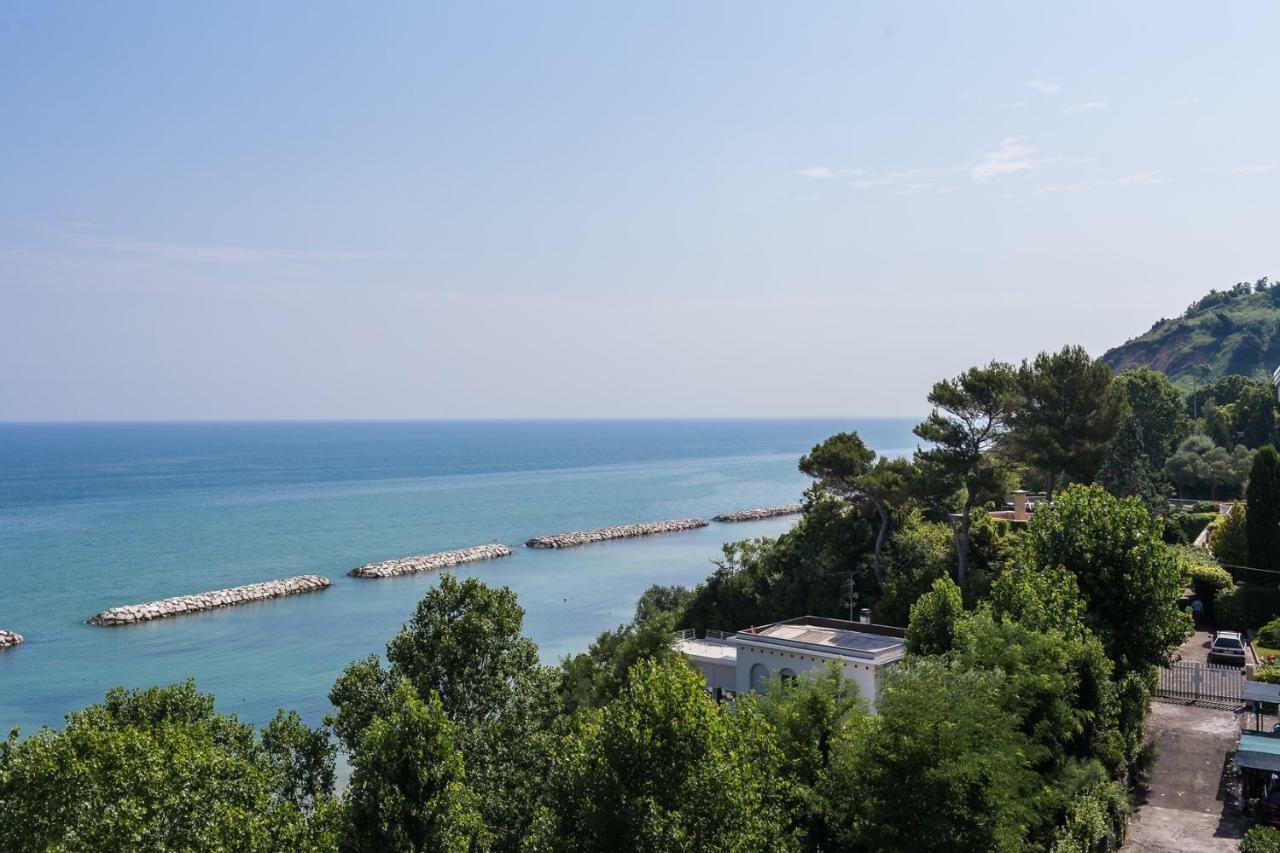 Hotel Promenade Gabicce Mare Exterior photo