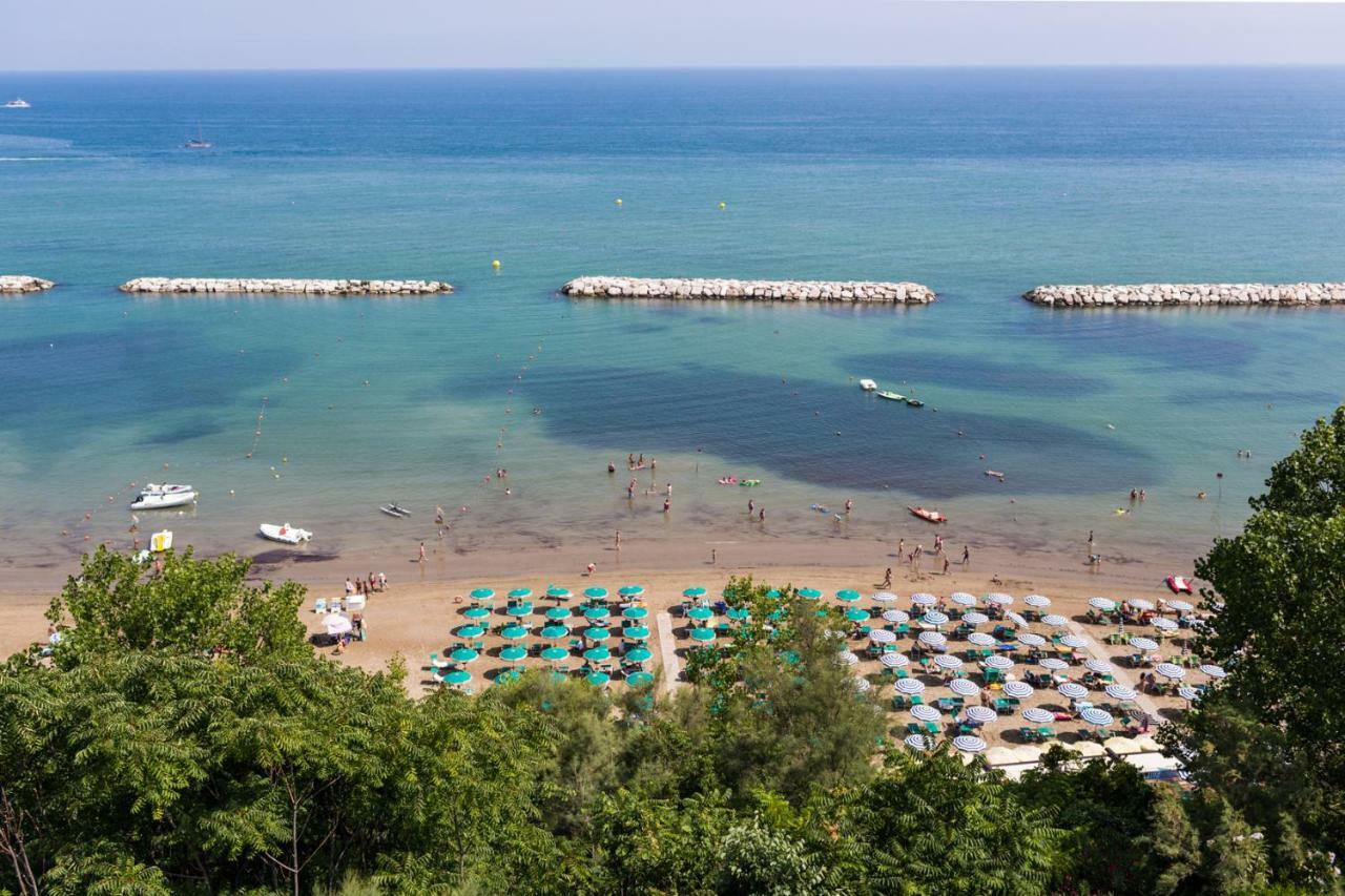 Hotel Promenade Gabicce Mare Exterior photo